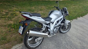 Suzuki SV 650 - 10