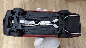 Model Jaguar XJ6 XJ40 1:18 Almost Real - 10
