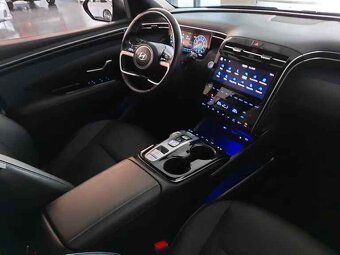 Hyundai Tucson,1,6 T-GDI 4X4 Mild Hybrid, 2021, ZÁRUKA CEBIA - 10