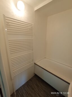 Prodej bytu 3+1, 70 m², Brno – Líšeň, balkon, sklep, osobní - 10