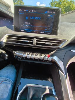 Peugeot 3008 - 10