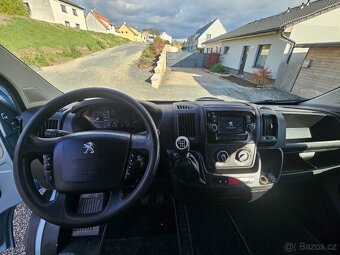 Peugeot Boxer 3,0 TDI 130 KW 6 míst - 10