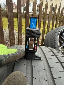5x112 R20 Rotiform RSE 8,5J ET45 235/35/20 - 10