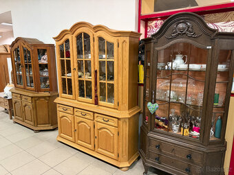 Dubové dvoudílné příborníky a dressoary - 10