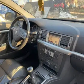 Opel Vectra 2008 2.2 benzin 114kw - 10