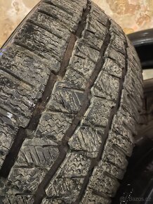 Pneu zimní pneumatiky R16 dodávka 225/65 C - 10