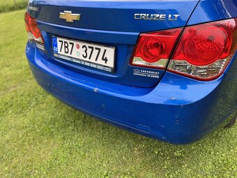 Chevrolet Cruze 1.8i 16V (104 kW) – sedan, r. 2010, STK 2/20 - 10