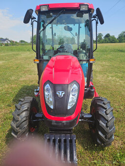 Malotraktor TYM T555 s klimatizovanou kabinou - 10