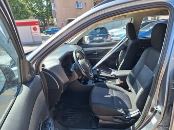 Mitsubishi Outlander 2.2 Di-d 110KW 4x4, Tažné, S.Kniha, ČR - 10
