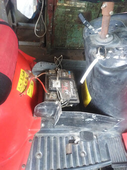 Zahradní traktor AG 122 - 10