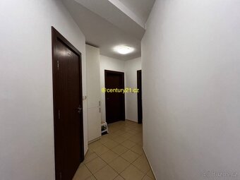 Apartmán 2+kk v Pomorie, Bulharsko – 97 m² u pláže - 10