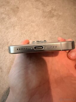 Prodám iPhone 16 Pro 128 GB – Pouštní titan (stav jako nový) - 10