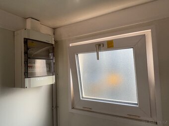 WC / sanitární kontejner / 5x pisoár / 4x WC - 10