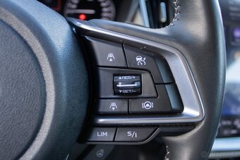 Subaru Outback 2.5 - 10