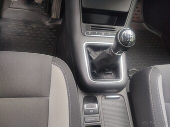 Volkswagen Tiguan "LIFE" 2.0 TDI 103 kW - 10