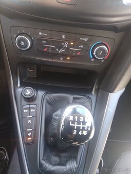 Ford Focus 10 EcoBoost - 10