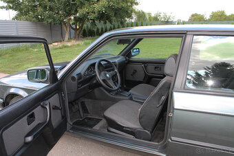 1987 BMW 325e Coupé, automat. Velmi pěkný orig. stav. - 10