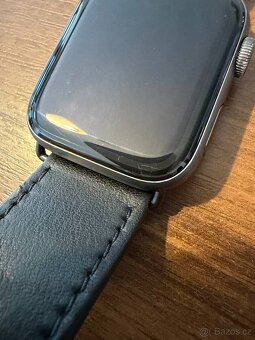 Apple Watch 4 (44mm) - 10