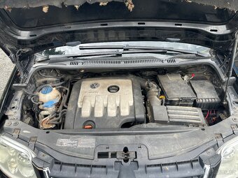 VW Touran 2,0TDI 100 KW r.v.2004 7 mist. - 10
