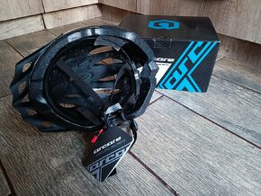 Cyklistická přilba Arcore nová nepoužitá - 10
