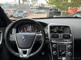 Volvo XC60 D5 AWD R-Design - 10