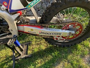 Honda CRF 250 R rok 2020 - 10