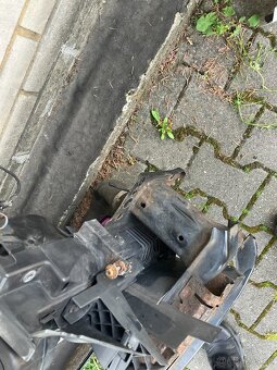 kapota LP dvere naraznik vw sharan maska stena - 10