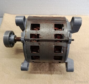 Motor z pračky - 10