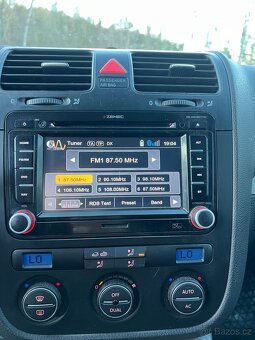 Prodám VW JETTA 2.0TDI Bkd - 10