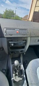 Škoda Fabia kombi 1,4 50kw - 10