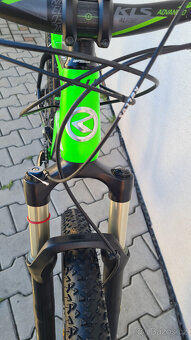 Carbonový Kellys Hacker 30, Shimano XT, vzduch vidice, Rám L - 10