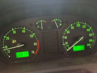 Škoda Fabia 1.4 MPI dobrý stav - 10