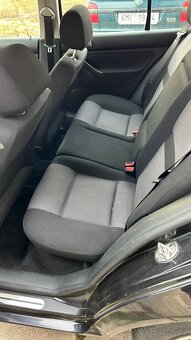 Prodám Golf IV 1.4 16V benzín - 10