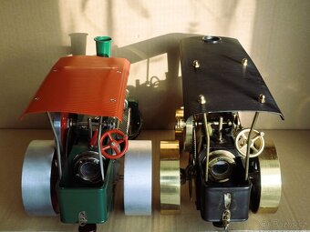 Starý parní válec a traktor WILESCO - 10