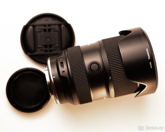 Objektiv Tamron 28–75 mm f/2.8 Di III RXD (pro Sony E-mount) - 10