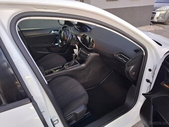 PEUGEOT 308 SW 1.2i 96kW combi, r.21 130000km ČR VELMI PĚKNÝ - 10