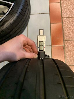 Alu kola Škoda R18 5X112 ZÁNOVNÍ LETNÍ PNEU 225/40 R18 VEGA - 10