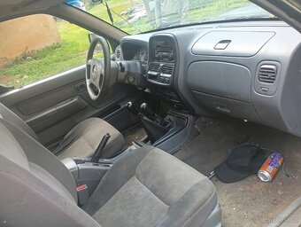 Nissan Navara d22 - 10