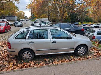 ŠKODA FABIA COMBI STŘÍBRNÁ - 10