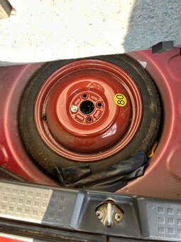 Suzuki Swift plně pojízdné. - 10