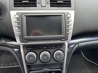 Mazda 6 2.0 i - 10