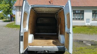 Ford Transit 350L. 2.2 Tdci 103 kw. - 10