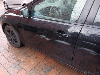 Ford focus 1.6 16v,r.2009,klima,alu,po stk - 10