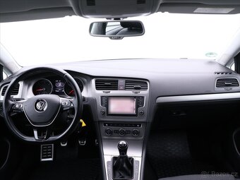 Volkswagen Golf 1,6 TDI Highline Xenon 1.Maj (2015) - 10
