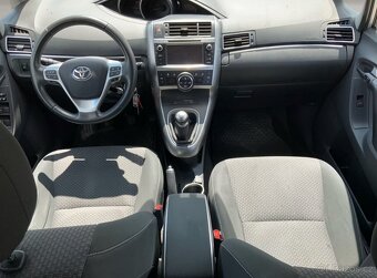 Toyota Verso 1.8i Life benzín 108kw - 10