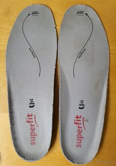 Dívčí celoroční tenisky s Gore-Tex zn. Superfit, vel. 35 - 10