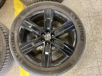 Sada komplet MICHELIN Pilot Sport 265/45R20 s ALU ráfky - 10