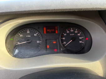 Renault Mater 2.3 dCi 107kW 2007 - DPH - 10