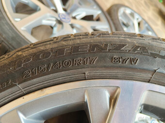 VW originál ALU R17 5x100 + 215/40/17 - 10
