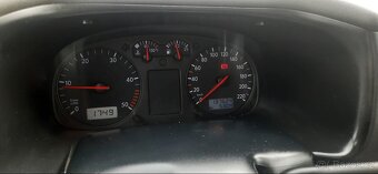 VW TRANSPORTER T4 1.9 TD ABL, 5 míst. - 10